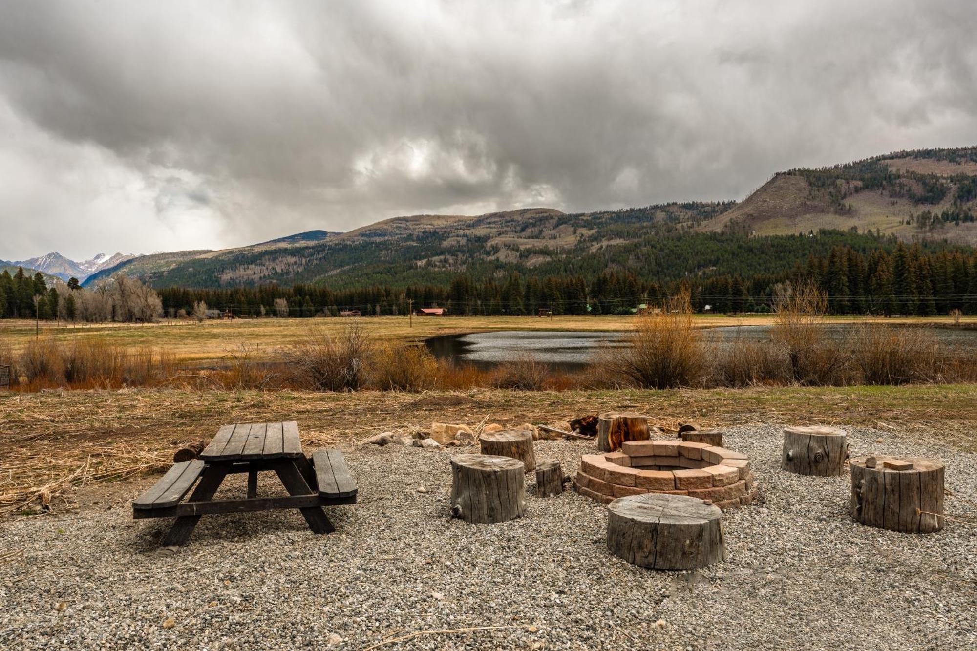 Bear Paw Lodge & Vacation Homes Vallecito Экстерьер фото