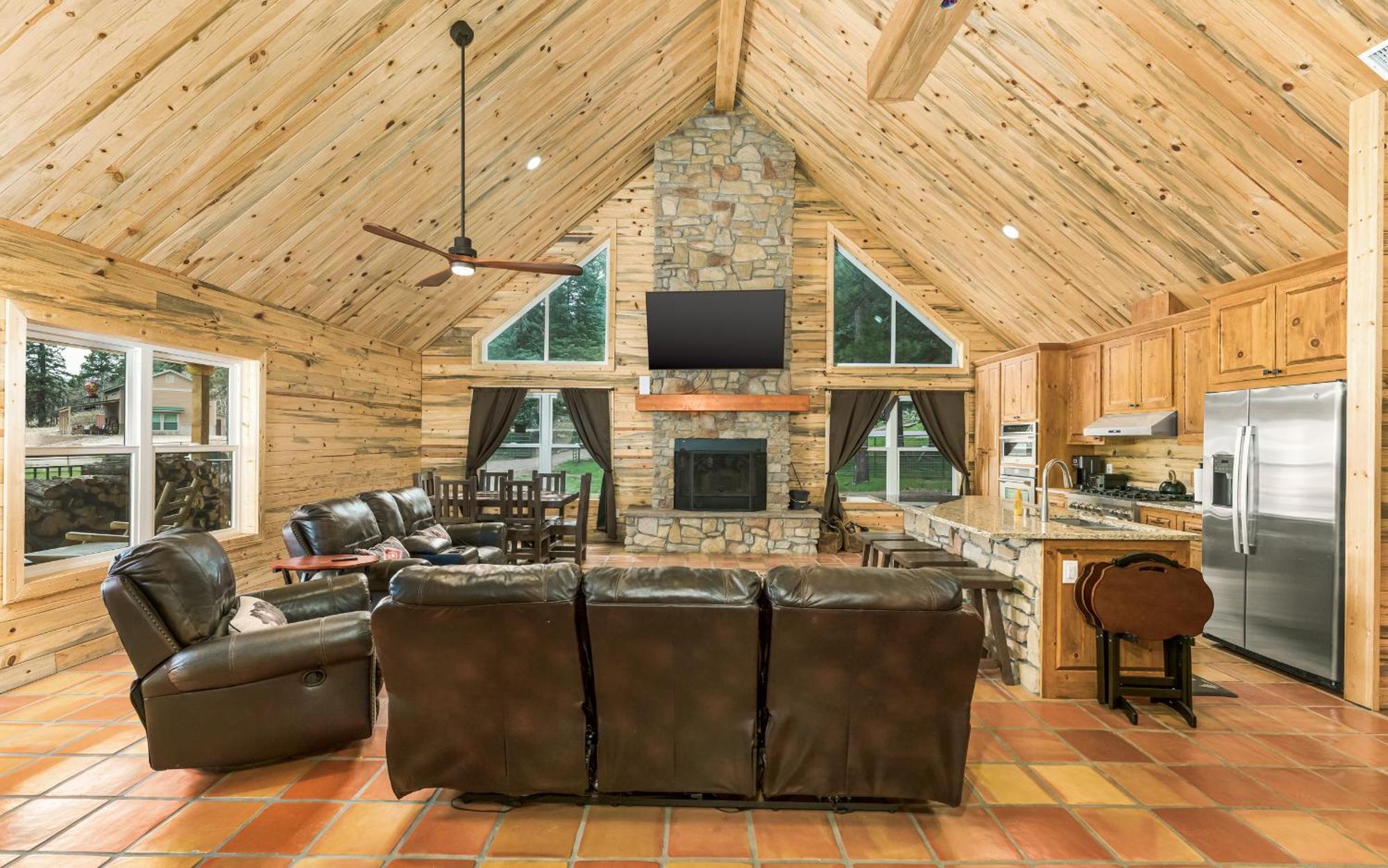 Bear Paw Lodge & Vacation Homes Vallecito Экстерьер фото