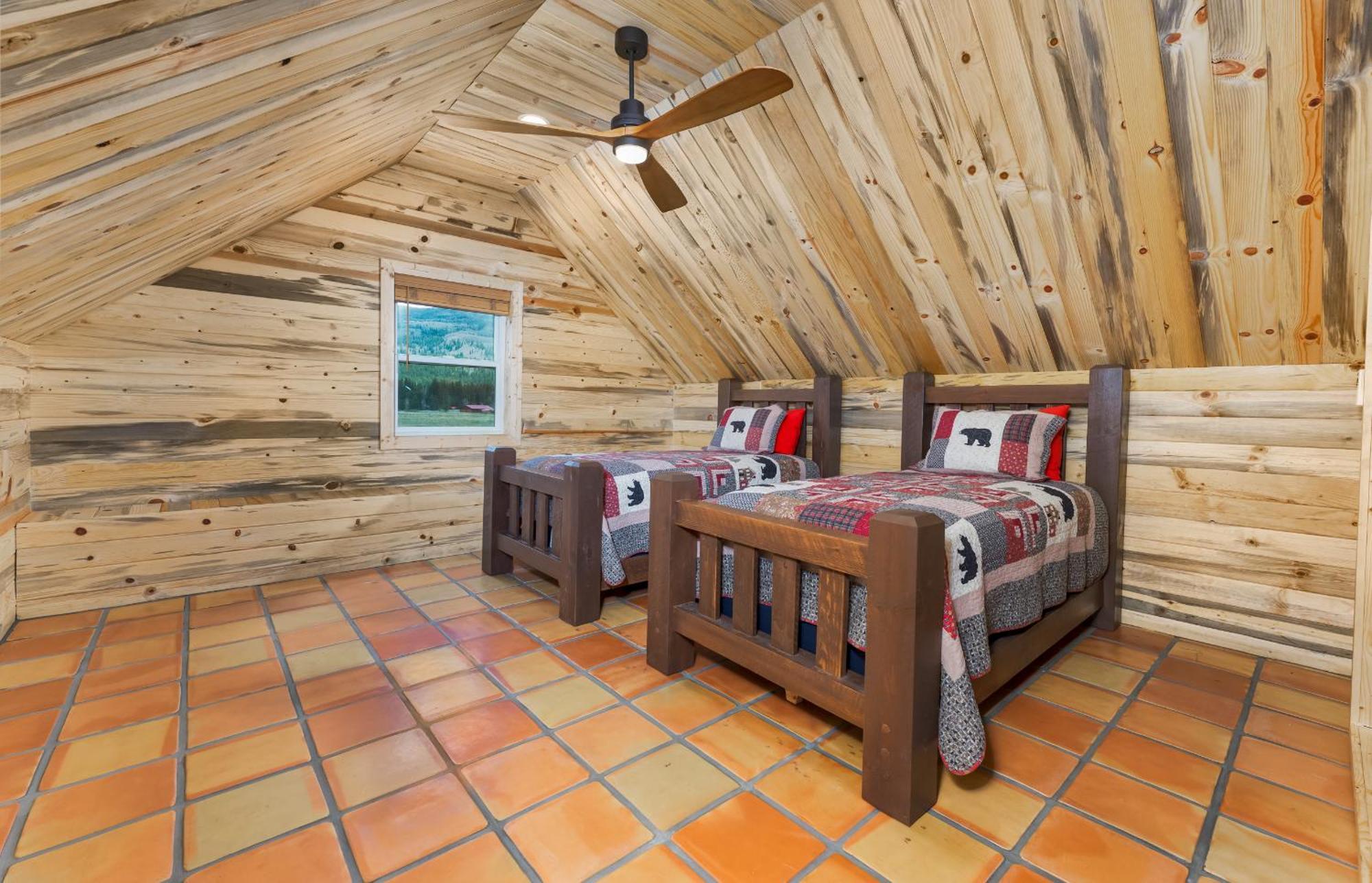 Bear Paw Lodge & Vacation Homes Vallecito Экстерьер фото