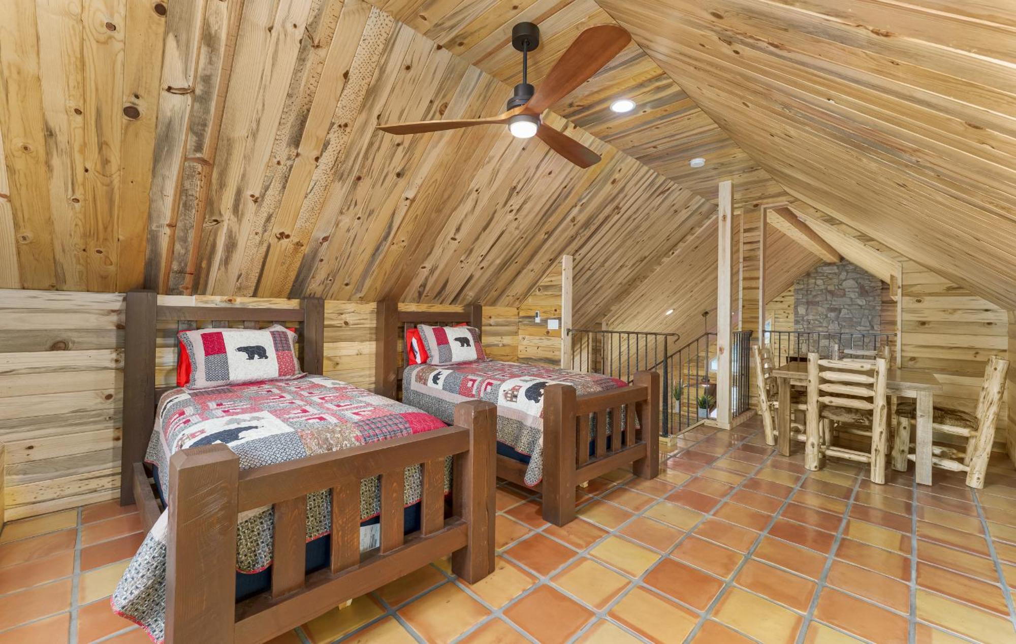 Bear Paw Lodge & Vacation Homes Vallecito Экстерьер фото